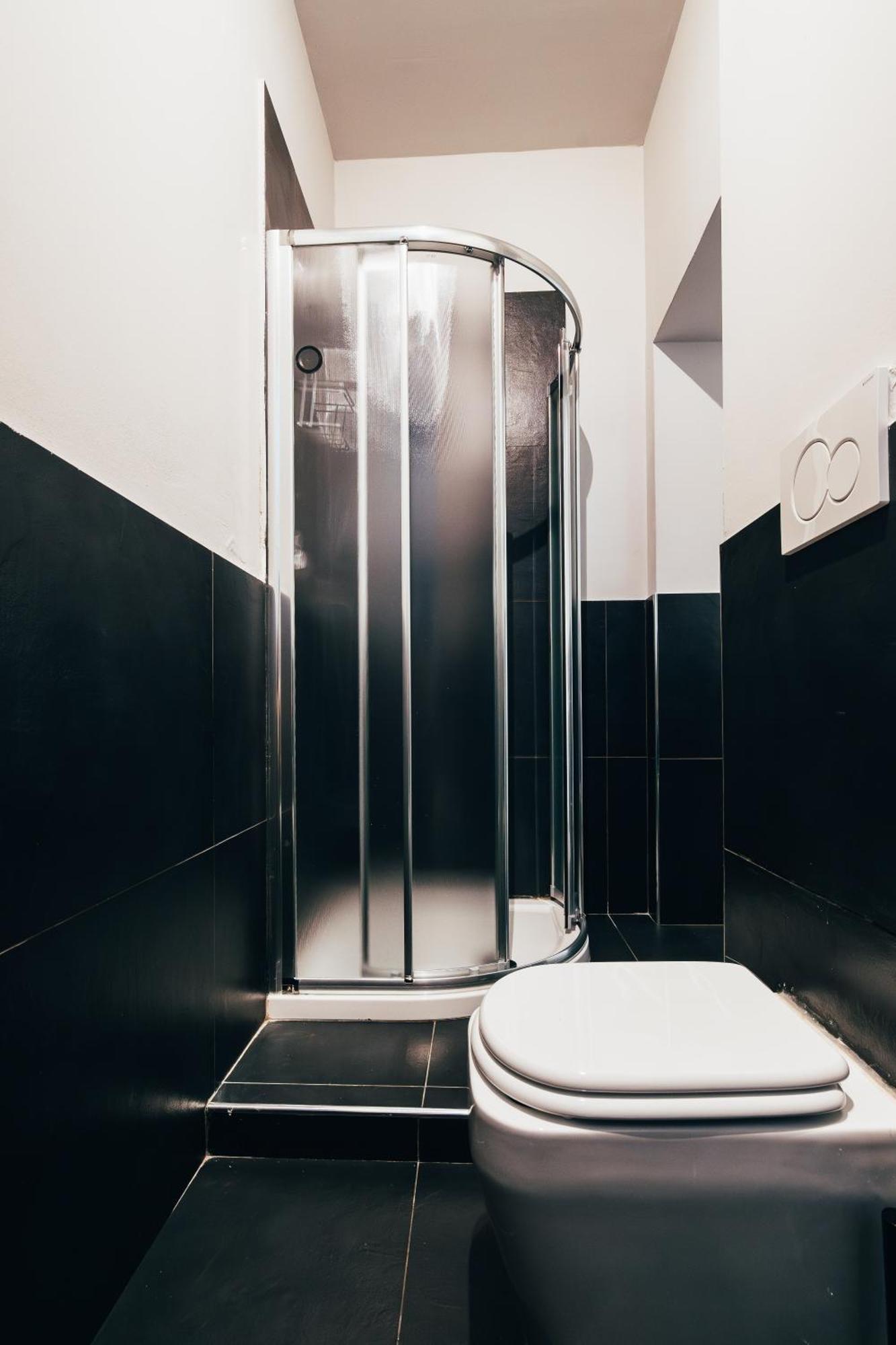 Bologna Suites - Private Bathroom Exteriör bild